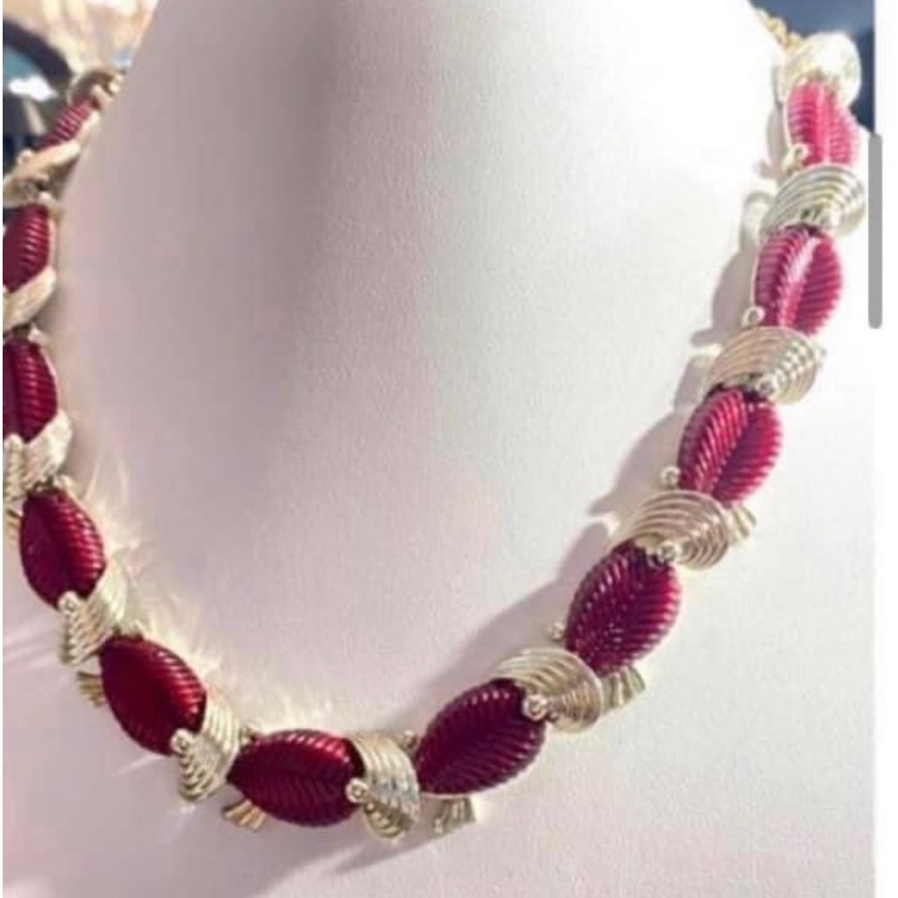 MARBOUX Necklace, early Marcel Boucher Designer piece, measuring 18"